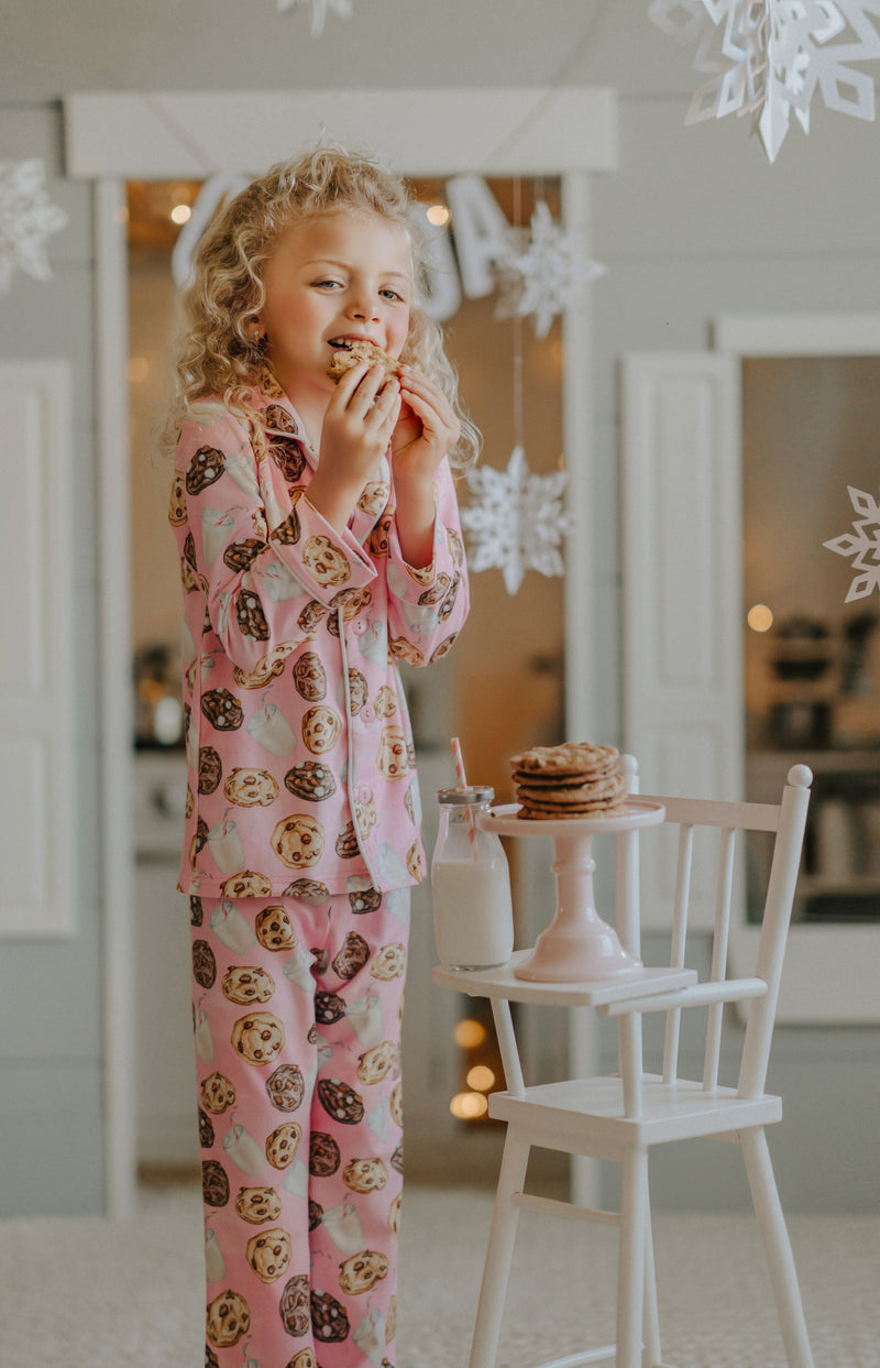 Christmas Eve Milk and Cookies Pajama Set in PINK