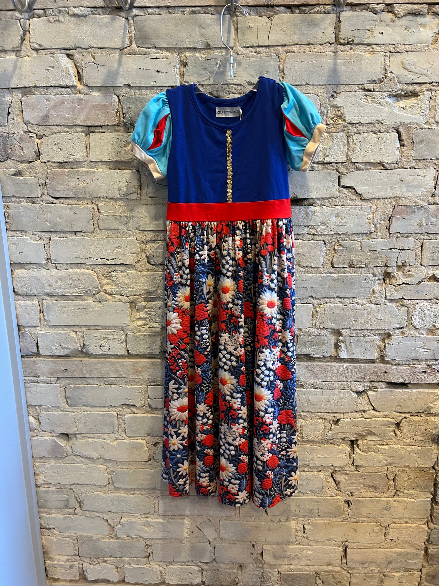 Size 6- Archive Sample - Size 6 Snow White 3D Printed Maxi Dress