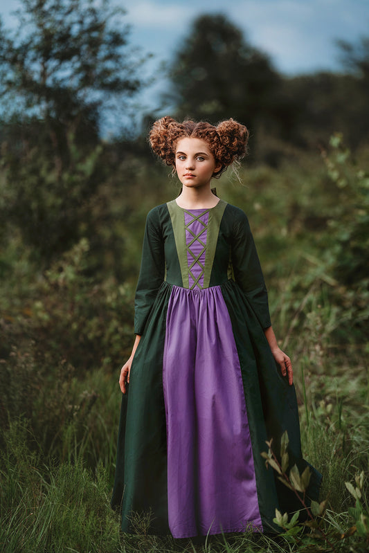 Spooky Sister in Green