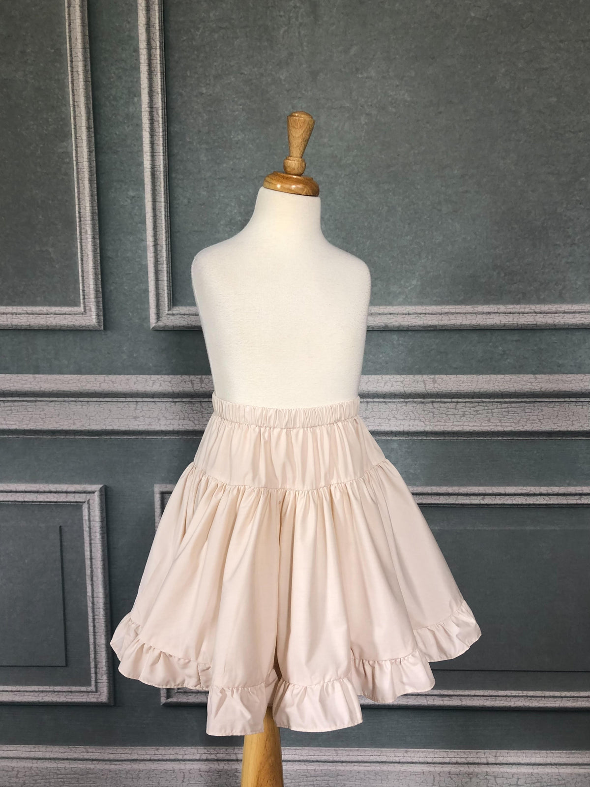 Cotton Pettiskirt with ruffle layers in Antique Ivory
